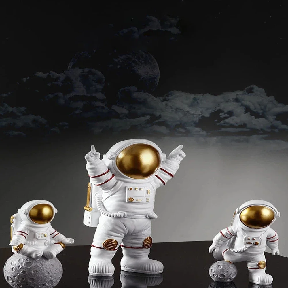 4 pcs Astronaut Figure Statue  - đánh giá và giá Newton Cradle Large